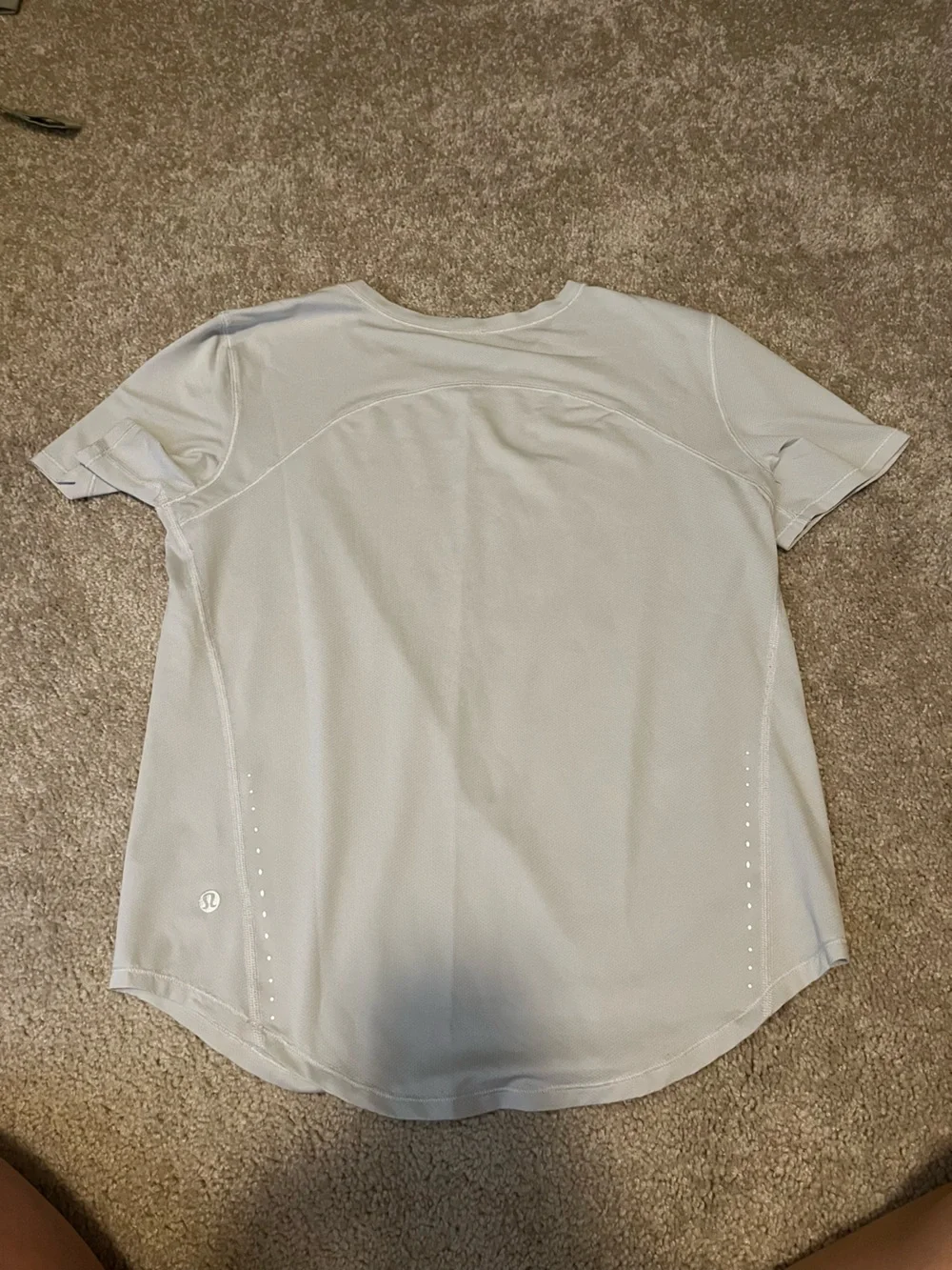 Lululemon Light Gray Women's Short Sleeve Crewneck Top